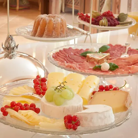 Villa Adolphine-2