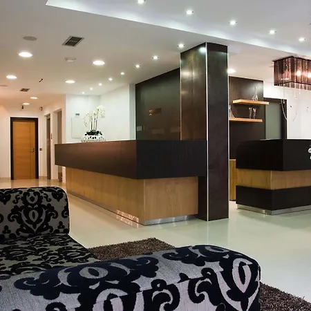 Cardal Hotel-2