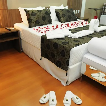 Mavil Plaza Hotel-3