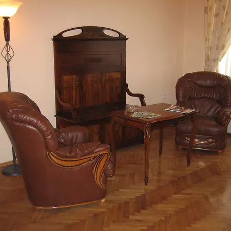 Casa Ferrari Bed & Breakfast-2