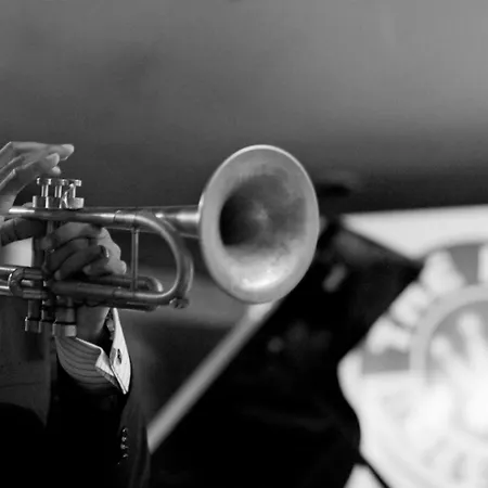The Rex Hotel Jazz & Blues Bar-2