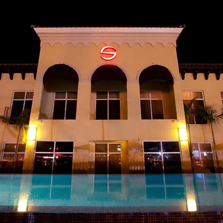 S Hotel Kingston-2
