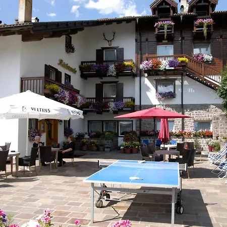 Debra Park Hotel-2