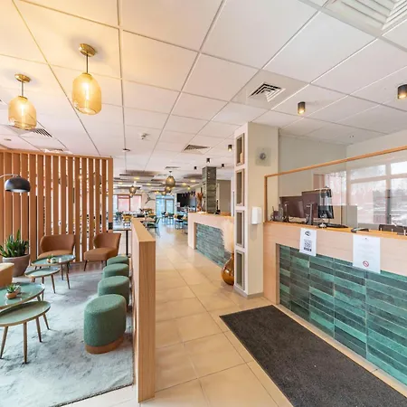 Mandarina Hotel Luxembourg Airport-3