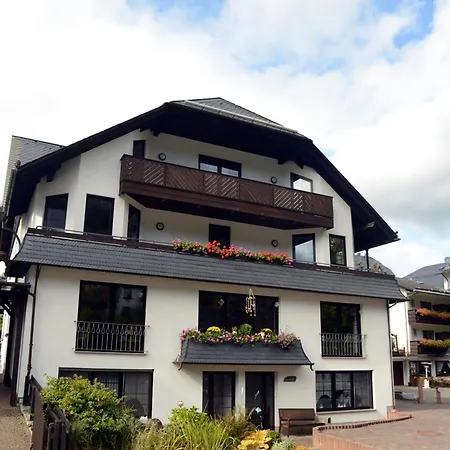 Hotel Leise Garni-3