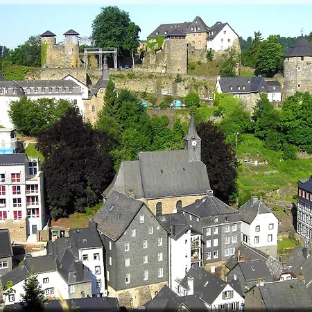 Hotel Graf Rolshausen-3