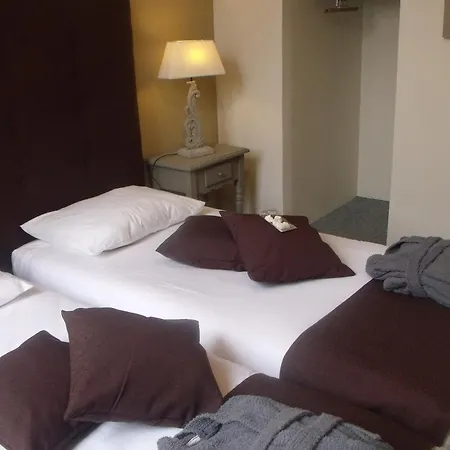 Relais Saint Louis, Logis-3