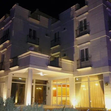 Hotel Madonna Delle Grazie-3