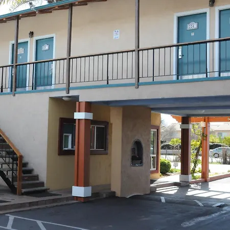 Sandyland Reef Inn-3
