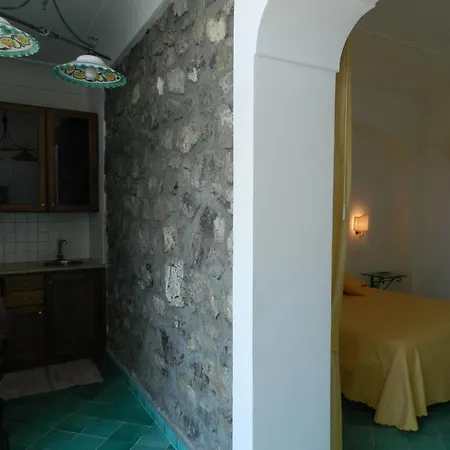 Bacio Del Sole B&B Positano-3