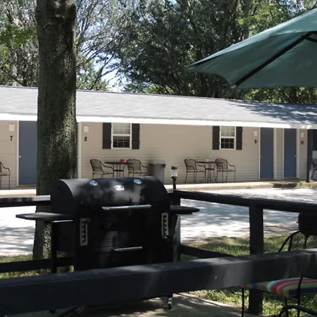 White Caps Motel And Rv Park-3