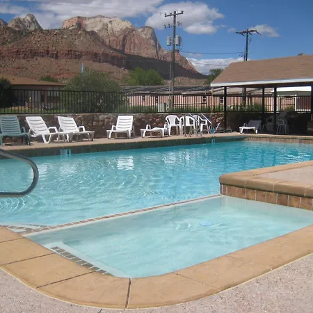 Bumbleberry Inn-2