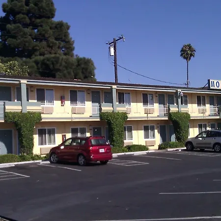 Victoria Motel-2