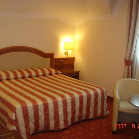 Albergo Corona-2