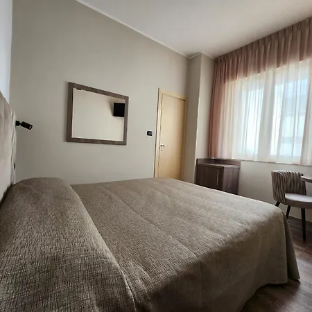 Hotel Miramare Dipendenza-3