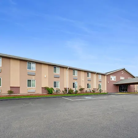 Americas Best Value Inn Foxboro-2