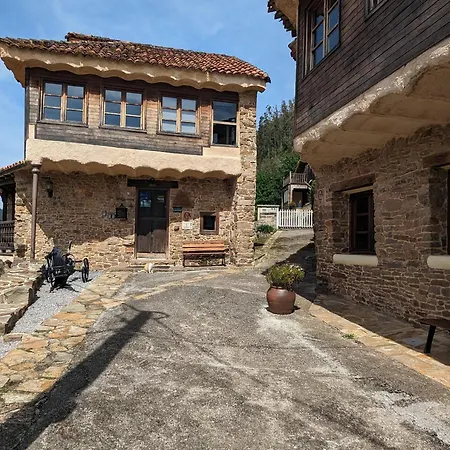 Las Casas de Isu-2