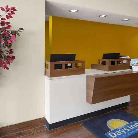 Days Inn By Wyndham Pottstown-2