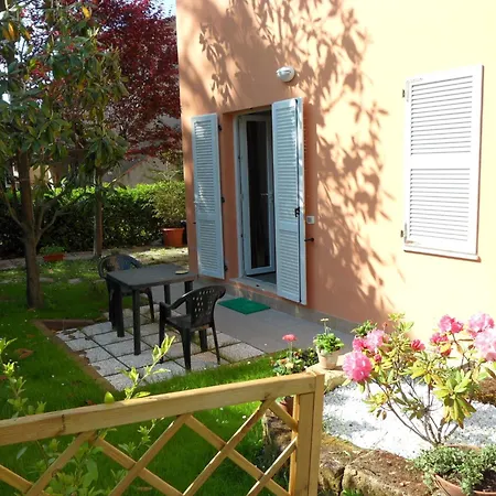 A Due Passi Dal Mare B&B-3