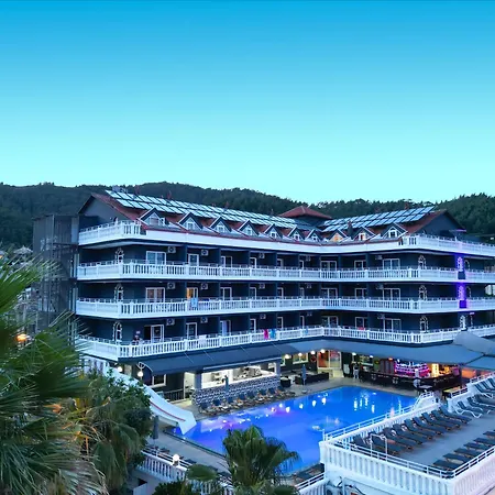 Mustis Royal Plaza Hotel-2