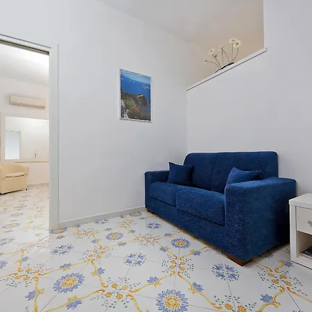 San Nicola Guest House-2