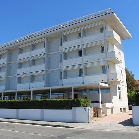 Hotel Esplanade-2