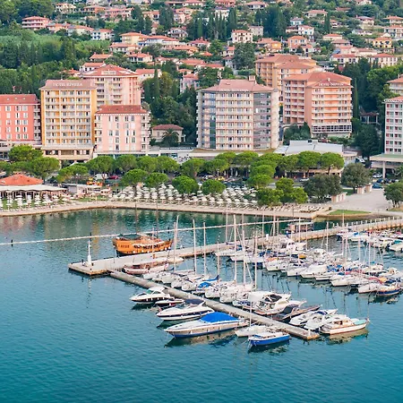 Wellness Hotel Apollo – Terme&Wellness LifeClass-3