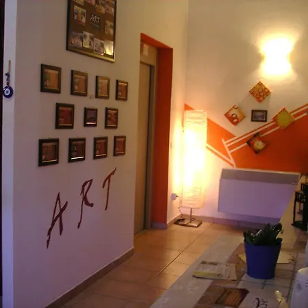 Art Hotel-2