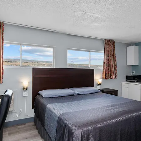 Holiday Lodge Wenatchee-3