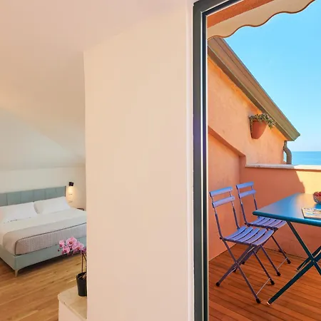 Villa Rosa Residence-3