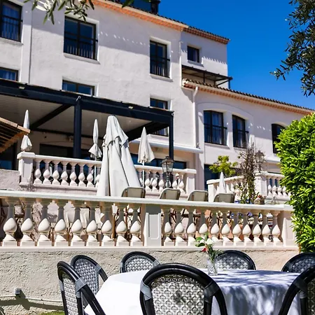 Logis Hotel Perla Riviera & Restaurant-3