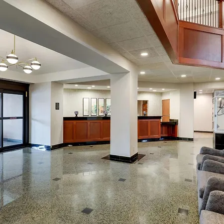 Drury Inn & Suites Birmingham Lakeshore Drive-2