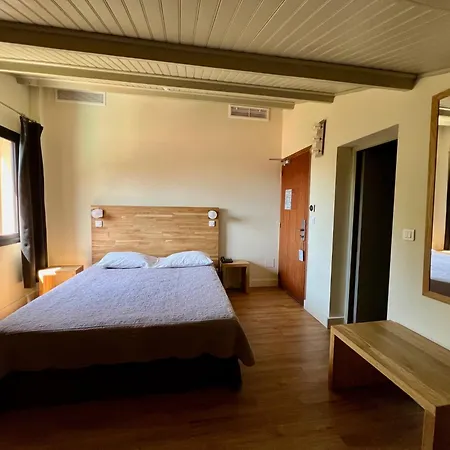 Logis Hotel Le Lonca-3