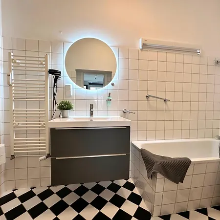 fairAPART Studio-Apartment nähe klein Venedig-3