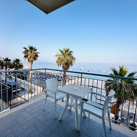 Maniel Beach Hotel-2
