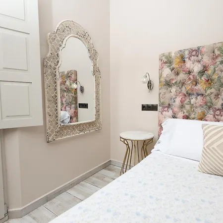 Akla Suites con Jacuzzi Santillana-3