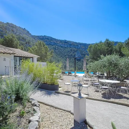 B&B Villa Chante Coucou-3