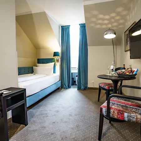 Hotel An Der Oper-3