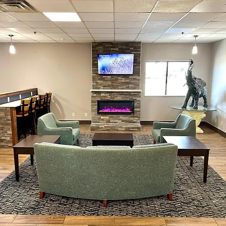 Americinn & Suites By Wyndham Baraboo Event Center-3