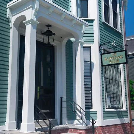 The Burbank Rose Inn-2