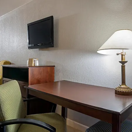 Rodeway Inn Clermont North-3