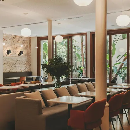 Hotel Regina Barcelona-3
