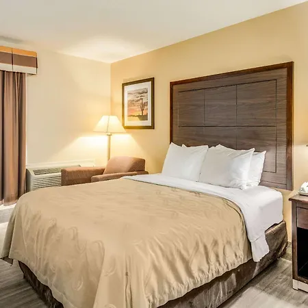Quality Inn Ozona I-10-2