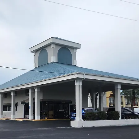 Econo Lodge-2