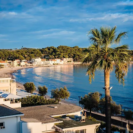 Grand Hotel Des Sablettes Plage, Curio Collection By Hilton-3
