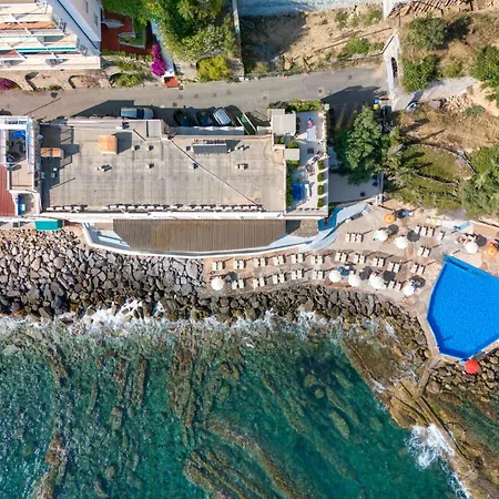 Hotel La Perla Del Capo-3