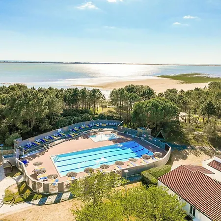 Village Club La Grande Baie-2
