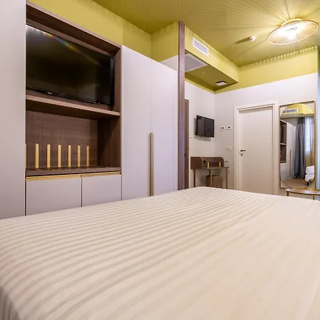 Hotel Regina Elena 57&Oro Bianco SPA-2