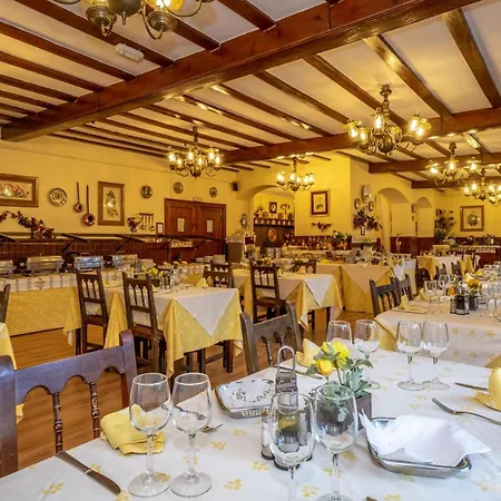 Hotel Adsera-3