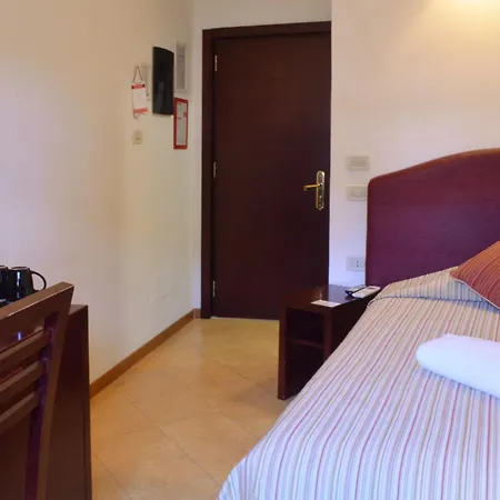 Hotel Cardinal Of Florence - Recommended For Ages 25 To 55-3